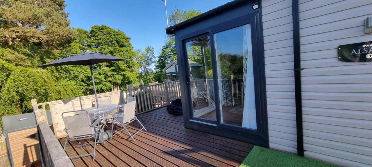 Lynton Lodges Evanton Ngoại thất bức ảnh